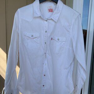 COPY - Levi’s red tab pearl snap button long sleeve